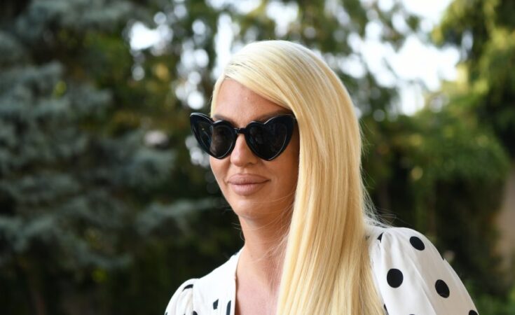 “Žao mi je zbog svega što prolazi” Jelena Karleuša progovorila o Duškovoj majci, pa se javno ZAHVALILA SVEKRVI