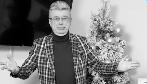 Rođena u muslimanskoj porodici, promenila veru i otpevala najveći hit o pravoslavlju: Saša Popović je izvukao iz bede