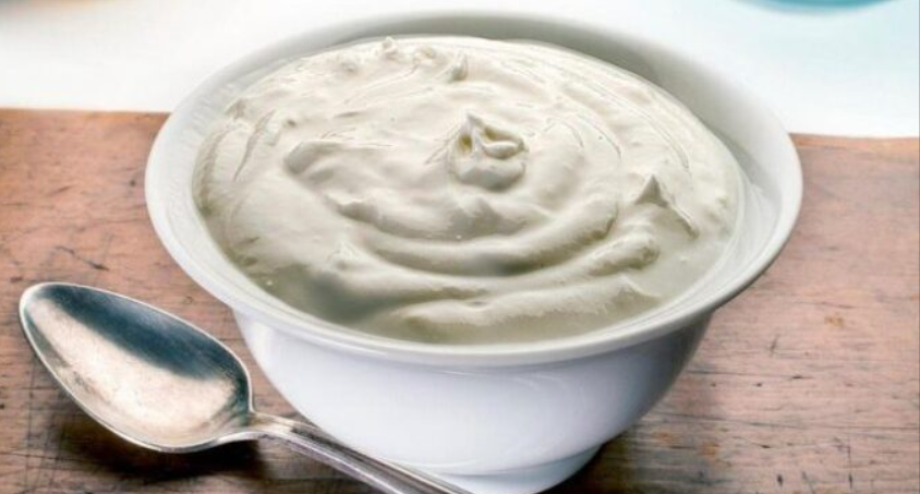 “Nakon 30 godina braka, ostavio me zbog dvadesetogodišnjakinje…”