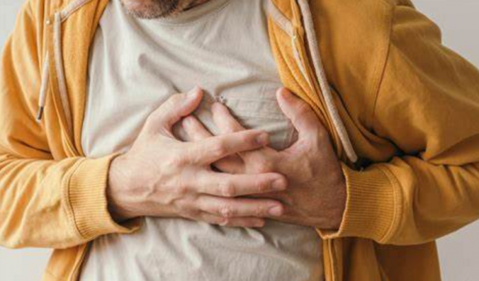 8 od 10 slučajeva srčanog udara možese spriječiti zahvaljujući ranom prepoznavanju OVIH SIMPTOMA kojih većina ljudi nije svjesna