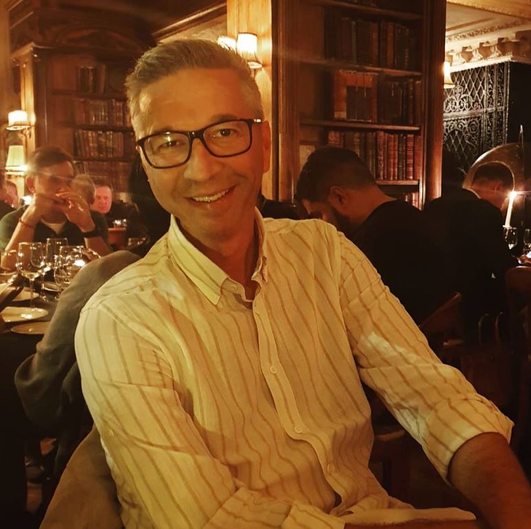 Deca Dekija Pantelića žive sa ovom opakom bolešću: A njegova ćerka otkriva sa čime se svakodnevno susreće, ne krije da je reakcija vršnjaka najviše iznenadila