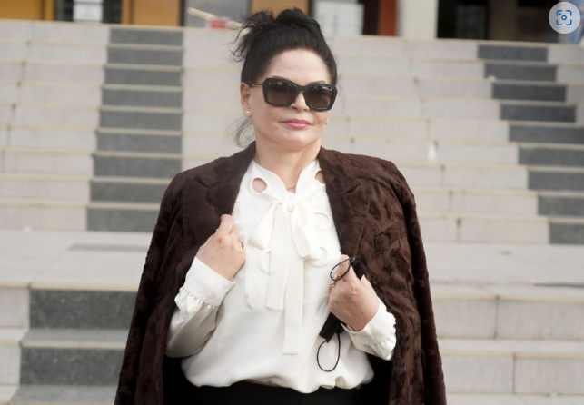 Ljubavnica Miroslava Ilića bila u zatvoru, pa u instituciji za mentalno obolele: Prvi muž joj pravio pakao od života, a evo kako je upoznala pevača