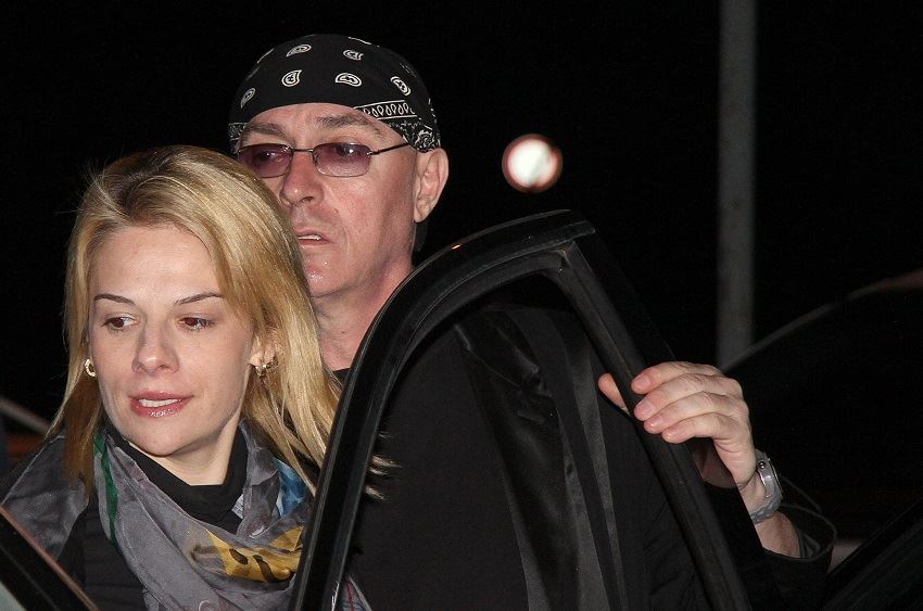 Maja je bila jedva punoletna kad je Oliver Mandić zaprosio, a ni ime joj nije znao: Preselili se na planinu, sazidao 4 kuće od po 450 kvadrata