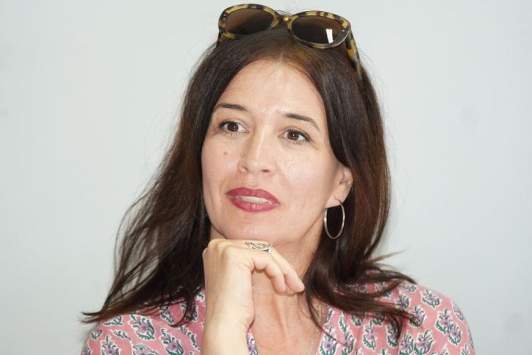 Nećete verovati kako se zapravo zove naša poznata glumica: Ime promenila iz bizarnog razloga, a ćerke je naučila najvažniju lekciju