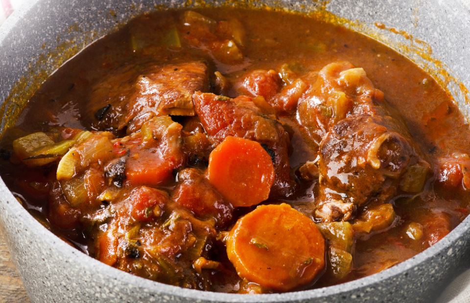 Omiljeni recept Vesne Čipčić za brzi, starinski ručak: Teletina u kremastom sosu, 1 sastojak joj daje poseban šmek