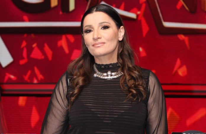 Naša folkerka je uhvatila verenika u krevetu s muškarcem: Ušla sam iznenada u stan, ležali su zajedno, od prizora se i sad ježim