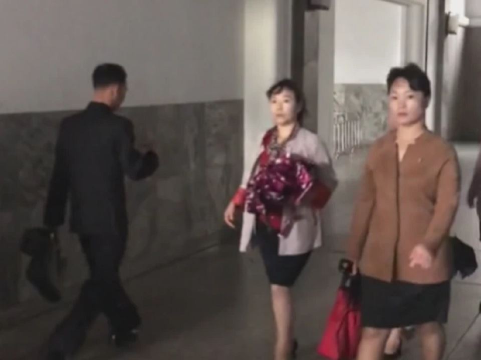 U Severnoj Koreji vladaju stroga pravila, a snimak svakodnevice u glavnom gradu zaprepastio je ceo internet: Ovako nešto je nadrealno