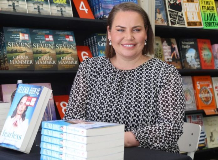 Jelena je bila vedra i nasmejana devojka koju su svi voleli, ali je i svima bilo čudno što nosi duge rukave i na 30+: Iza toga, krilo se 17 godina pakla