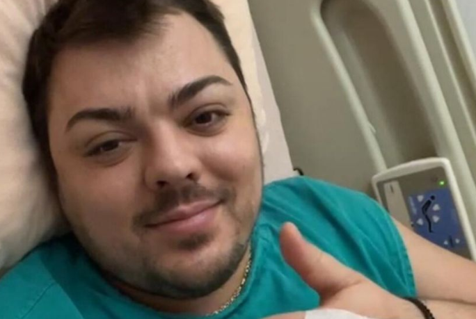 Neopisiva tragedija: Poznatom pjevaču ljekari ne mogu da pomognu, dva puta 0perisan – sve je g0tovo, nema nade