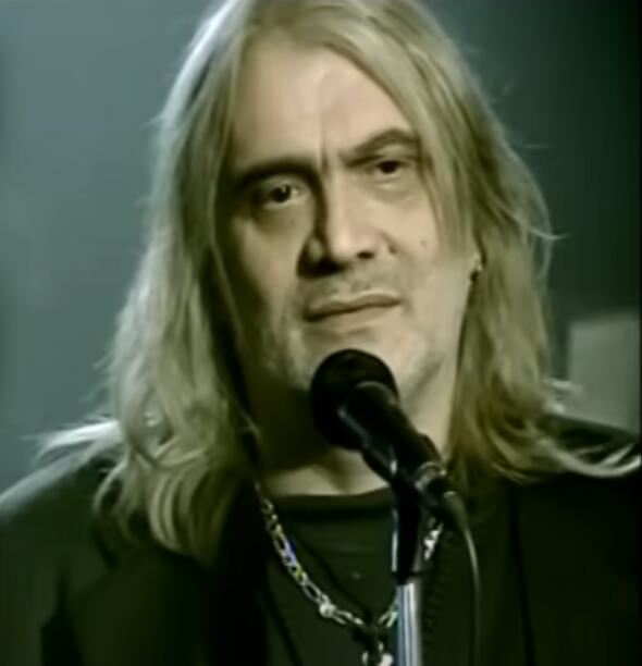 Thompson proživeo pakao zbog sina, sad nemilice seje mržnju: Supruga se ponosi njegovim nedelima, a Bora Čorba mu pre 9 godina najbolje pokazao gde mu je mesto