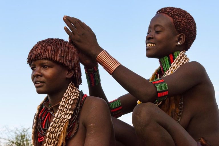 Ana je živela sa aboridžinima – Videla je kako jedu čoveka, razmenjuju žene i prodaju decu: Evo šta je naučila od njih