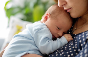 Čovek mi je prišao u parku i jednom rečenicom spasio život mog sina: Kad sam ga odvela u bolnicu, lekari su bili šokirani njegovim analizama