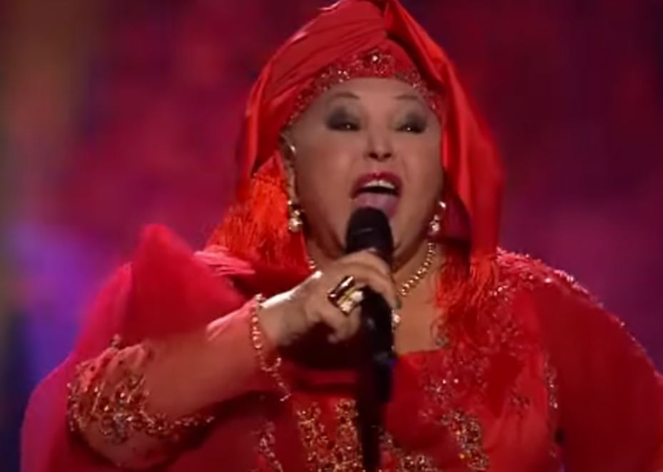 Evo šta je zaista napisala Esma Redžepova u testamentu: Usvojila je samo 1 ćerku pored 47 sinova kad je istina otreznila, danas joj ona osvetljava obraz