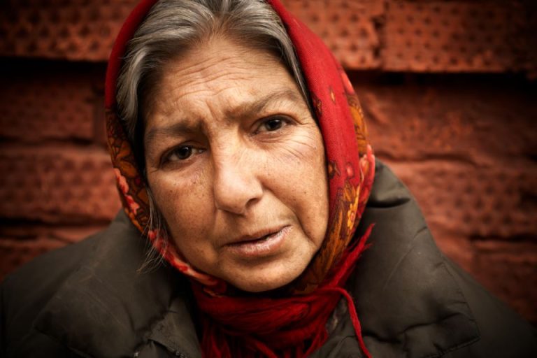 Način na koji su Romkinje kažnjavale neverne muževe je neverovatan: Kazna gora od smrti, posle koje bi preljubnik bio uništen