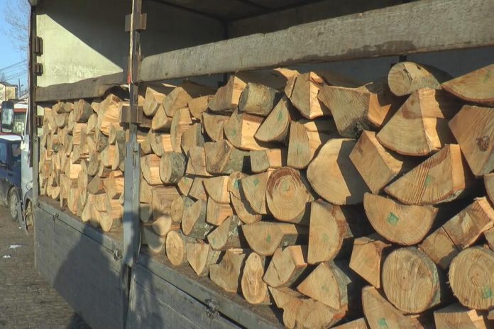 NEJNOVIJA VIJEST!!!Ova GRUPA GRAĐANA dobije ogrev za zimu potpuno BESPLATNO: A evo ko će dobiti popust i metar drva za 2