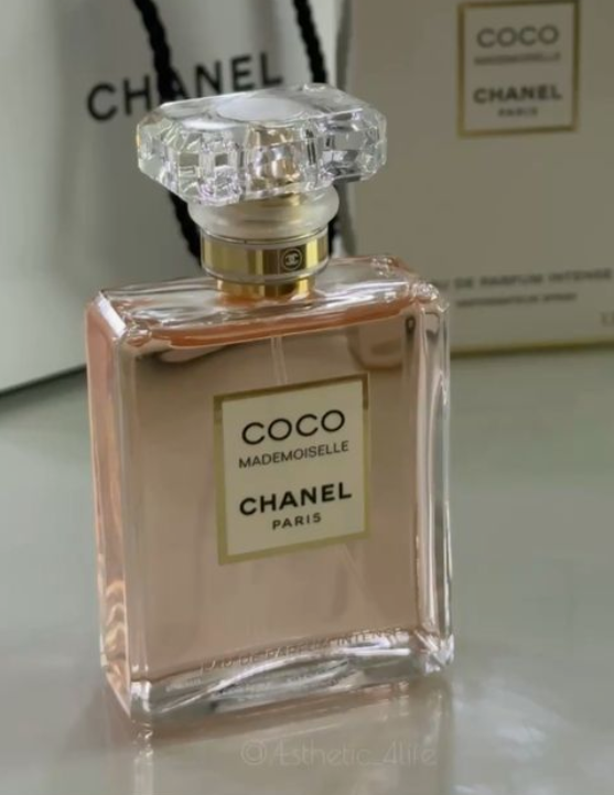 Omiljeni parfem Cece Ražnatović je čist luksuz: Nema rakošnijeg, a otmene dame ga uvek koriste