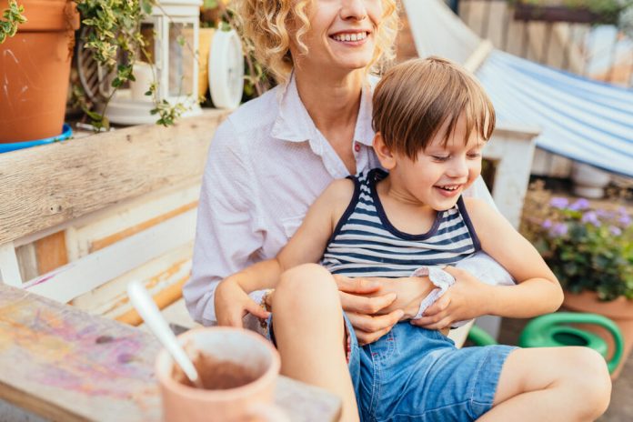 Ovo su 8 osobina koje deca nasleđuju od roditelja: Nije samo izgled, geni kriju još mnogo više