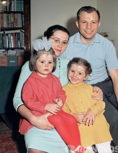 Pre nego što je tragično stradao, Jurij Gagarin je ostavio potresno pismo svojoj ženi: Na sahrani su joj ga uručili, a sadržaj ledi krv u žilama