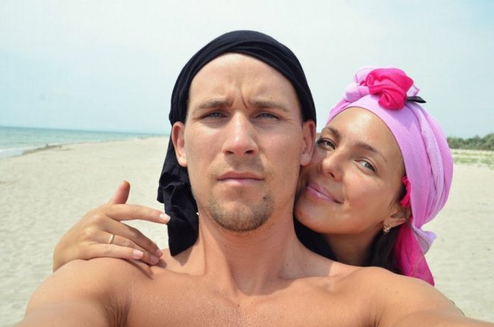 Radim kao žigolo na Jadranu, plaćaju me da imamo “trojku”, nisu mi strane ni orgije: Tomislavu se život smučio kad mu je čovek tražio ovu uslugu