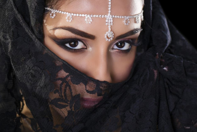 Žena turskog sultana je samu sebe zatvorila u 4 zida na 37 godina: Razlog je ostavio bez reči novinara koji ju je intervjuisao