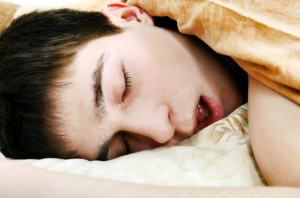 DOK SPAVATE IZBACUJETE PLJUVAČKU NA JASTUK? Nije slučajno: Evo šta je u pitanju, otkriven razlog By Redakcija -May 24, 202418090 0